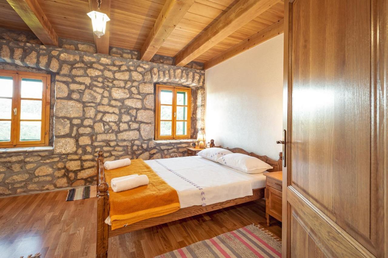 Villa Lazini Dvori Stasevica Esterno foto