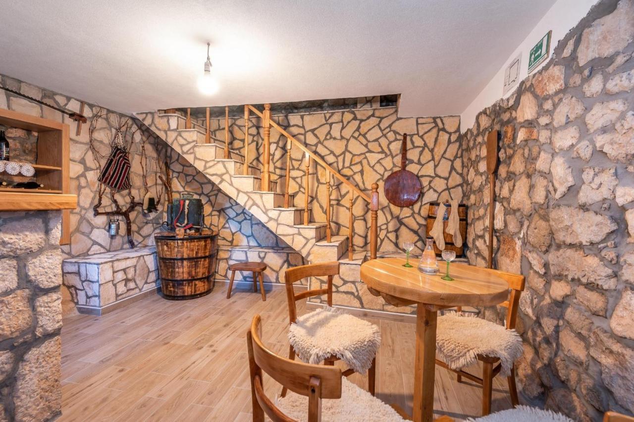 Villa Lazini Dvori Stasevica Esterno foto